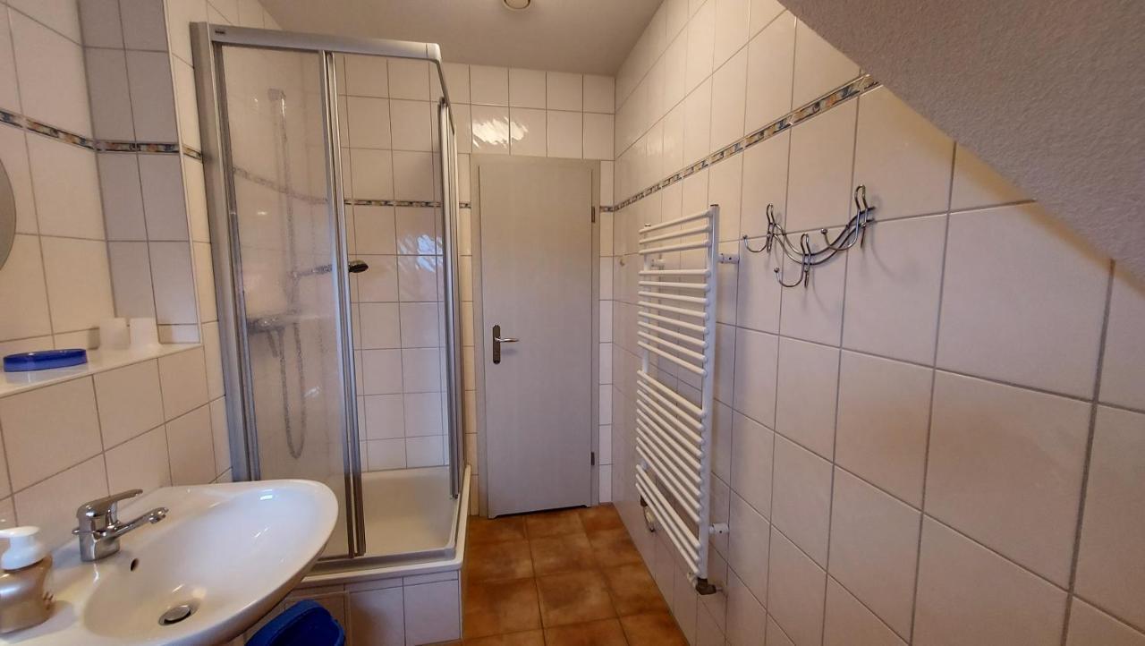 Ferienwohnung Im Uhlenhuus Wiek auf Rügen Zewnętrze zdjęcie