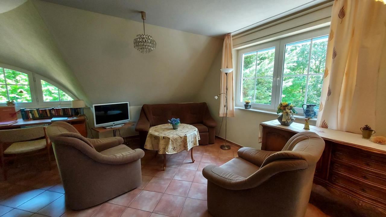 Ferienwohnung Im Uhlenhuus Wiek auf Rügen Zewnętrze zdjęcie